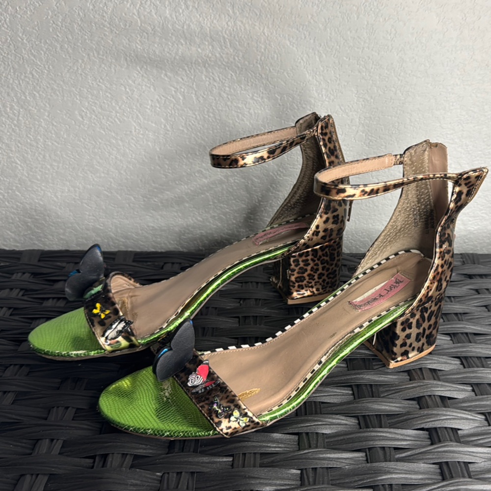 Betsey Johnson Green and Brown Heels with Slingback